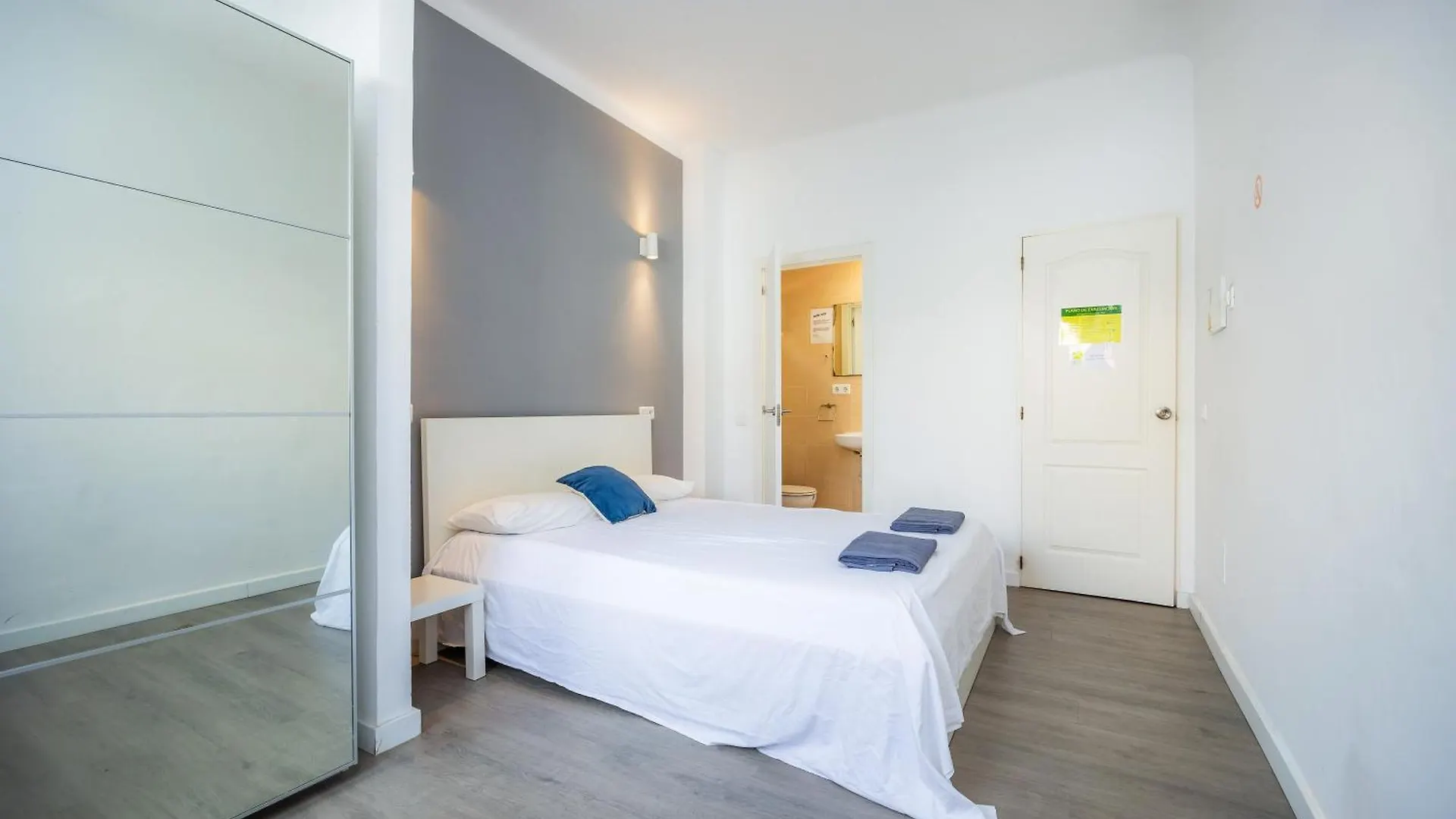 Mallorca Rooms Can Pastilla 0*, 캔파스틸라 스페인